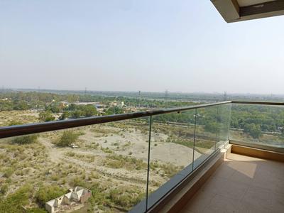 Balcony Image of 2105 Sq.ft 3 BHK Apartment / Flat for rent in Supertech Supernova, Sector 94 Noida for Rs. 67500