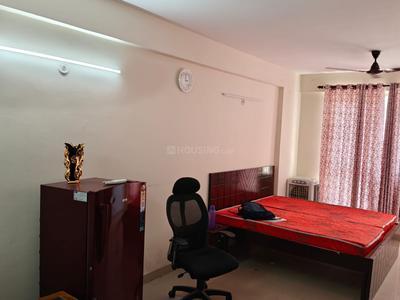 Bedroom Image of 494 Sq.ft Studio Apartment / Flat for rent in Sector 143 Noida for Rs. 20000