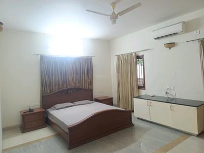 Bedroom Image of 4000 Sq.ft 4 BHK Apartment / Flat for rent in RMV Extension Stage 2 Bengaluru for Rs. 275000