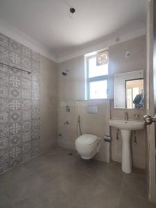 Bathroom Image of 1733 Sq.ft 3 BHK Apartment / Flat for rent in Eiffel Vivassa Estate, Sultanpur Road Lucknow for Rs. 23000