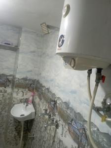 Bathroom Image of 800 Sq.ft 1 RK Independent House for rent in Ratanada Jodhpur for Rs. 7000