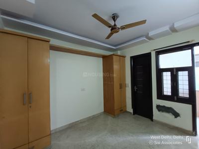 Bedroom Image of 1080 Sq.ft 3 BHK Builder Floor for rent in Tagore Garden Extension New Delhi for Rs. 45000