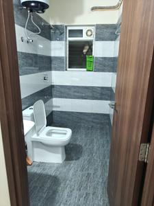 Bathroom Image of 1039 Sq.ft 2 BHK Apartment / Flat for rent in KG Impressions, Maduravoyal Chennai for Rs. 35000