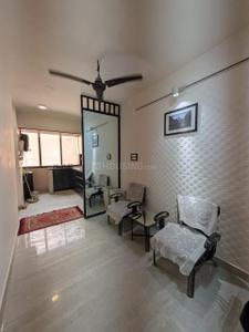Living Room Image of 800 Sq.ft 2 BHK Builder Floor for rent in Rajouri Garden New Delhi for Rs. 28000