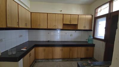 Kitchen Image of 1850 Sq.ft 3.5 BHK Apartment / Flat for rent in Sector 62 Noida for Rs. 37000