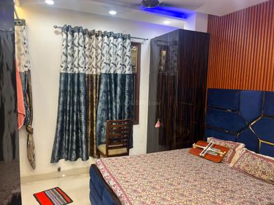 Bedroom Image of 600 Sq.ft 2 BHK Builder Floor for rent in Guru Ji Vipin Garden, Dwarka Mor New Delhi for Rs. 20000