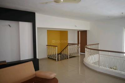 Gallery Cover Image of 2250 Sq.ft 3.5 BHK Apartment / Flat for rent in Gera Greens Ville Sky Villas, Kharadi for Rs. 70000