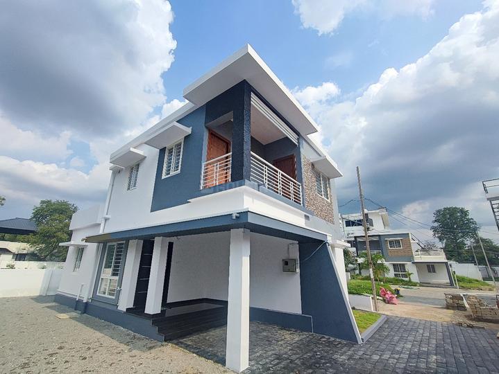 Chembukkav Main Image 1