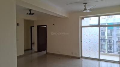 Living Room Image of 1350 Sq.ft 3 BHK Apartment / Flat for rent in Skytech Matrott, Sector 76 Noida for Rs. 33000