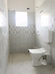 Common Bathroom Image of 1031 Sq.ft 3 BHK Apartment / Flat for sale in Parui Mauza Kolkata for Rs. 6300000