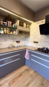 Kitchen Image of 3000 Sq.ft 4 BHK Duplex for sale in Rishi Tower, Andheri West Mumbai for Rs. 90000000