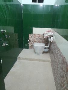 Bathroom Image of 750 Sq.ft 1.5 BHK Builder Floor for rent in Khagrabari Cooch Behar for Rs. 7000