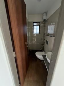 Modirealty Vatvriksh Bathroom Two 4