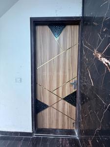 Image of 800 Sq.ft 3 BHK Builder Floor for sale in Mandawali, New Delhi for Rs. 5500000