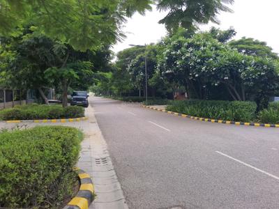 Image of 450 Sq.ft Residential Plot / Land for sale in DLF Alameda, Sector 73, Gurgaon for Rs. 161400000