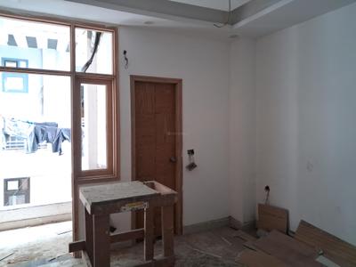 Bedroom Image of 1500 Sq.ft 4 BHK Apartment / Flat for sale in JMD Aashirwad Apartment, Sector 73 Noida for Rs. 5800000