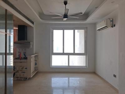 Dining Area Image of 2500 Sq.ft 3 BHK Apartment / Flat for sale in Mahagun Mezzaria, Sector 78 Noida for Rs. 42000000