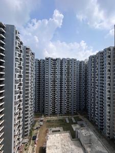 Balcony Image of 1215 Sq.ft 2.5 BHK Apartment / Flat for rent in Amrapali Dream Valley 2, Noida Extension Greater Noida for Rs. 21000
