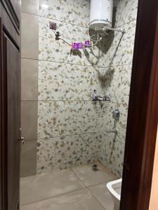 Bathroom Image of 900 Sq.ft 2 BHK Apartment / Flat for rent in Sector 88 Mohali for Rs. 27000