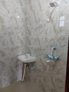 Bathroom Image of 2000 Sq.ft 3 BHK Builder Floor for rent in Sector 122 Noida for Rs. 35000