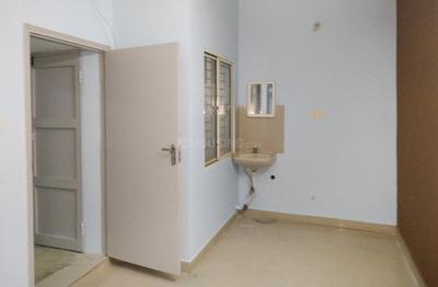 Bedroom Image of 750 Sq.ft 7 BHK Independent House for rent in Lingarajapuram Bengaluru for Rs. 26000