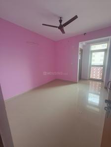 Bedroom Image of 679 Sq.ft 2 BHK Apartment / Flat for rent in Adani Aangan, Sector 89A Gurgaon for Rs. 20000