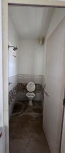 Bathroom Image of 600 Sq.ft 2 BHK Apartment / Flat for sale in Gotri Vadodara for Rs. 2600000