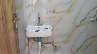 Image of 990 Sq.ft 3 BHK Builder Floor for sale in Govindpuri Extension, New Delhi for Rs. 8000000