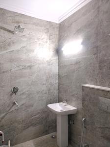 Common Bathroom Image of 1125 Sq.ft 3 BHK Builder Floor for sale in RPS Palm Drive, Sector 88 Faridabad for Rs. 11000000