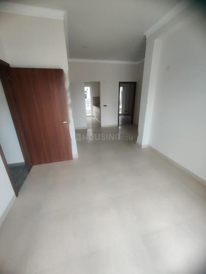 Central Aqua Front Towers Main Image 1