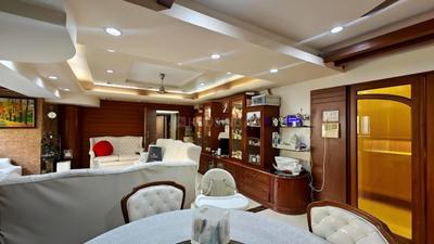 Hall Image of 3200 Sq.ft 4.5 BHK Builder Floor for sale in Lokhandwala Cannon, Bandra West Mumbai for Rs. 160000000