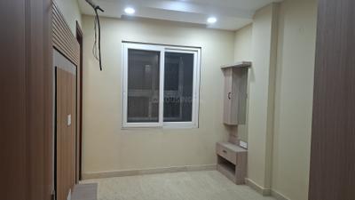 Bedroom Image of 850 Sq.ft 2 BHK Builder Floor for sale in Vikaspuri New Delhi for Rs. 12500000