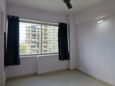 Bedroom Image of 955 Sq.ft 2 BHK Apartment / Flat for rent in Ravinanda Skylights, Wagholi Pune for Rs. 25000