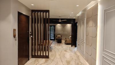 Hall Image of 4050 Sq.ft 5 BHK Builder Floor for sale in Model Town New Delhi for Rs. 65000000