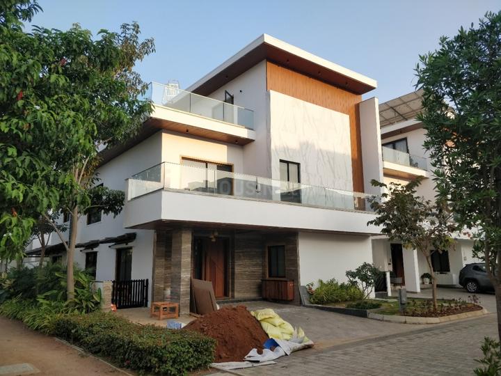 Vessella Meadows Main Image 1