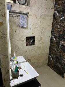 Bathroom Image of 2200 Sq.ft 3 BHK Builder Floor for rent in Sector 7 Gurgaon for Rs. 29600