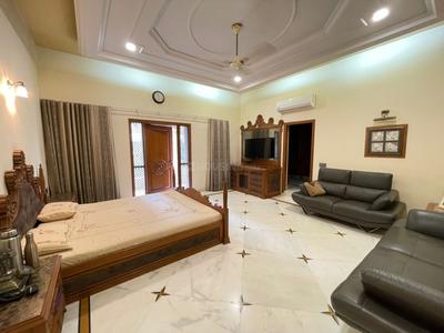 Hall Image of 3402 Sq.ft 4 BHK Villa for sale in Satellite Ahmedabad for Rs. 75000000