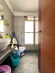 Bathroom Image of 1450 Sq.ft 3 BHK Apartment / Flat for rent in Paradise Sai World City, Panvel Navi Mumbai for Rs. 40000