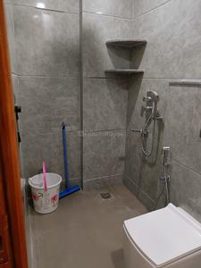 Bathroom Image of 499 Sq.ft 1 RK Studio for rent in RWA Lajpat Nagar 4 Colonies, Lajpat Nagar New Delhi for Rs. 19000