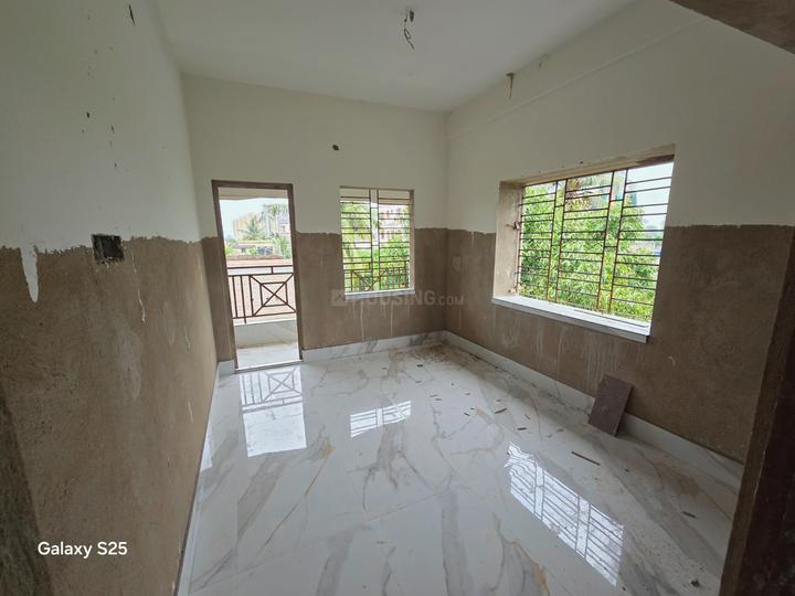 Near Konnagar railway station Main Image 1