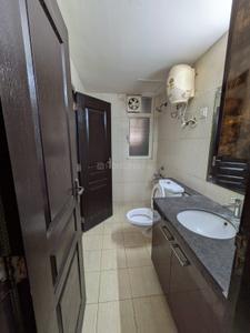 Bathroom Image of 1780 Sq.ft 3.5 BHK Apartment / Flat for sale in Cloud 9 Lotus Boulevard Espacia Tower 31, Sector 100 Noida for Rs. 27000000
