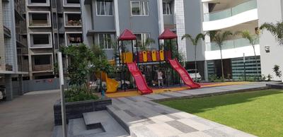 Image of 1750 Sq.ft 3 BHK Apartment / Flat for sale in Dharmnandan Dwarkesh Greens, Thaltej, Ahmedabad for Rs. 12500000