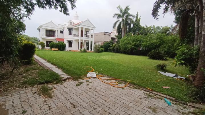 Adalaj Building View 1