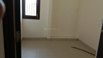 Bedroom Image of 1299 Sq.ft 2.5 BHK Builder Floor for rent in Wave Builder Floors, Wave City Ghaziabad for Rs. 14900