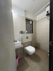 Image of 817 Sq.ft 2 BHK Apartment / Flat for sale in Mayfair The View, Vikhroli West, Mumbai for Rs. 18000000