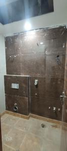 Bathroom Image of 1850 Sq.ft 4.5 BHK Apartment / Flat for sale in Sector 73 Noida for Rs. 9000000