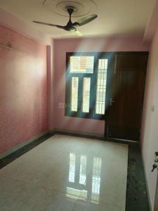 Bedroom Image of 1050 Sq.ft 3 BHK Builder Floor for sale in Pul Prahlad Pur New Delhi for Rs. 7500000