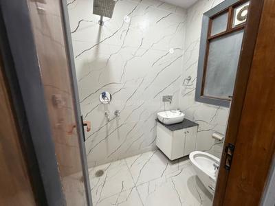 Image of 1100 Sq.ft 3 BHK Builder Floor for sale in Janakpuri, New Delhi for Rs. 14500000