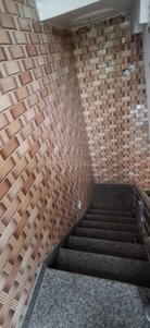 Bathroom Image of 550 Sq.ft 1 BHK Builder Floor for rent in Subhash Nagar New Delhi for Rs. 20000