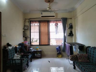 Living Room Image of 925 Sq.ft 2 BHK Apartment / Flat for sale in Panvel Navi Mumbai for Rs. 9500000